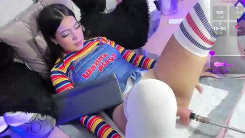 Steph - Online Again   - 1 DECEMBER online show from October 12, 4:11 am