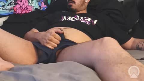 Snapshot of iamwhoiam76 chatting on February 6, 7:56 am iamwhoiam76 online show from February 6, 7:56 am