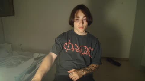 ian_bucks online show from June 4, 11:33 pm