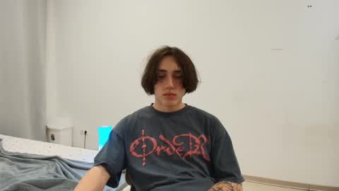 ian_bucks online show from June 5, 7:52 pm