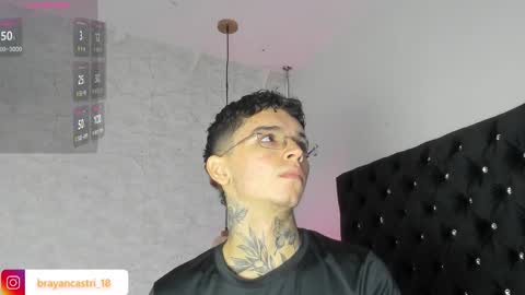 IAN CASTILLO online show from October 20, 11:10 am