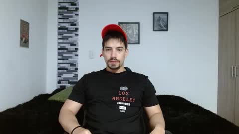 Snapshot of ian_davis chatting on December 4, 11:08 am Ian Davis online show from December 4, 11:08 am