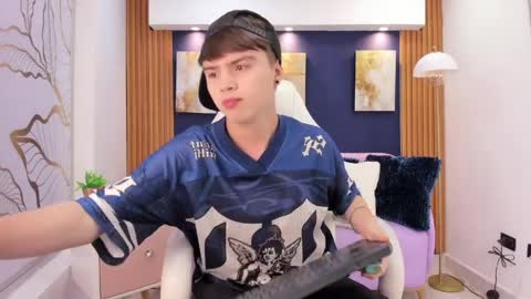 Ian  online show from April 2, 12:47 pm