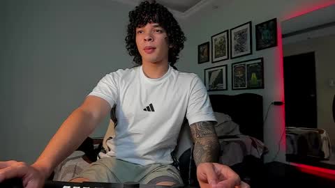 Andres online show from May 6, 11:54 pm