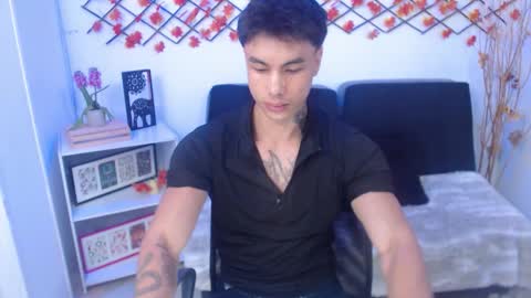 Ian  online show from February 23, 11:40 am