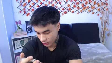 Ian  online show from February 24, 11:52 am