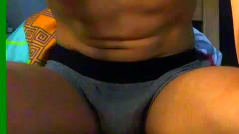 Snapshot of ian_zaenzz chatting on December 19, 7:40 pm Samuel igsamuelnoguera 1333 online show from December 19, 7:40 pm
