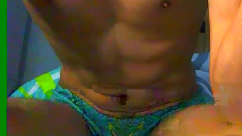Snapshot of ian_zaenzz chatting on December 22, 12:39 am Samuel igsamuelnoguera 1333 online show from December 22, 12:39 am
