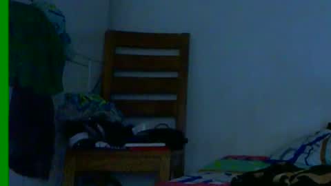 Snapshot of ian_zaenzz chatting on December 28, 7:01 pm Samuel igsamuelnoguera 1333 online show from December 28, 7:01 pm