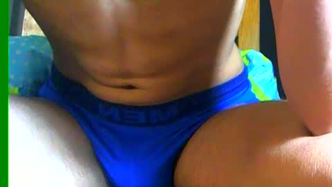 Snapshot of ian_zaenzz chatting on January 11, 11:24 pm Samuel igsamuelnoguera 1333 online show from January 11, 11:24 pm
