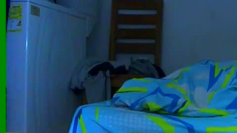 Snapshot of ian_zaenzz chatting on January 14, 3:11 am Samuel igsamuelnoguera 1333 online show from January 14, 3:11 am