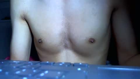 Snapshot of ian_zaenzz chatting on September 22, 6:43 pm Samuel igsamuelnoguera 1333 online show from September 22, 6:43 pm