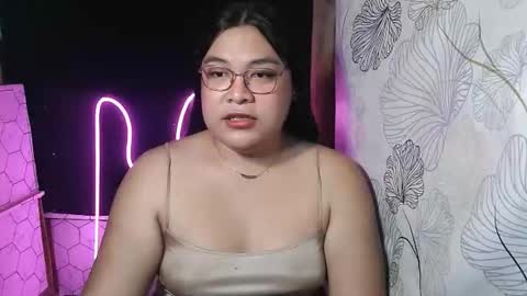 Snapshot of iana_whorexxx chatting on December 23, 3:48 am iana online show from December 23, 3:48 am