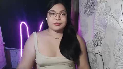 Snapshot of iana_whorexxx chatting on January 8, 10:17 am iana online show from January 8, 10:17 am