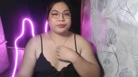 Snapshot of iana_whorexxx chatting on January 16, 9:13 am iana online show from January 16, 9:13 am