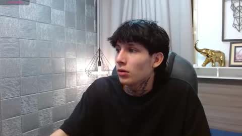 ian online show from November 7, 8:42 pm