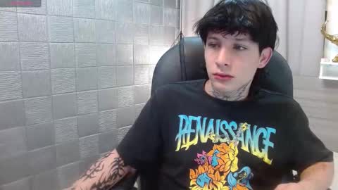 ian online show from November 20, 2:01 am