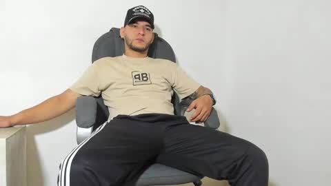 iandygrasso online show from February 12, 12:33 pm