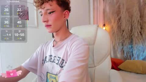 ian  online show from September 18, 8:55 pm