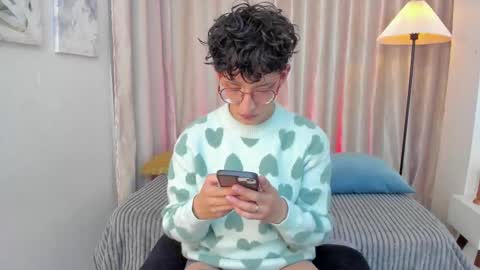 Snapshot of iangel_ chatting on February 17, 3:36 am ian online show from February 17, 3:36 am