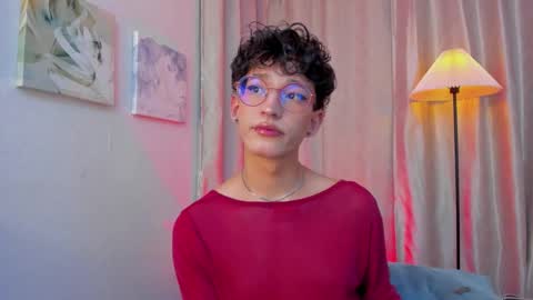 Snapshot of iangel_ chatting on February 21, 4:02 am ian online show from February 21, 4:02 am