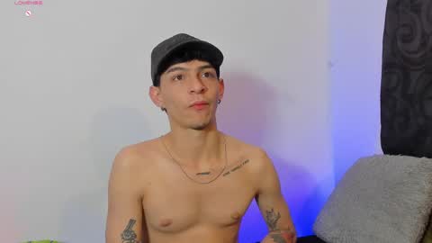 Ian Lark online show from May 16, 1:02 am
