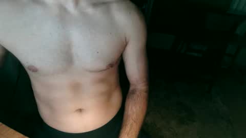 Snapshot of iansmithx0567 chatting on February 14, 2:41 am iansmithx0567 online show from February 14, 2:41 am