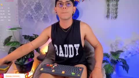 ibaby_crazy online show from June 17, 12:50 pm