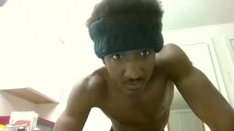 Snapshot of iblackoracle chatting on February 15, 4:53 am iblackoracle online show from February 15, 4:53 am