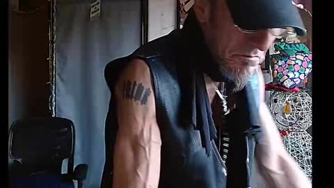 PMS online show from December 28, 2:53 pm