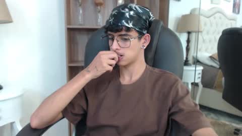 ibratxandy online show from May 8, 6:35 pm
