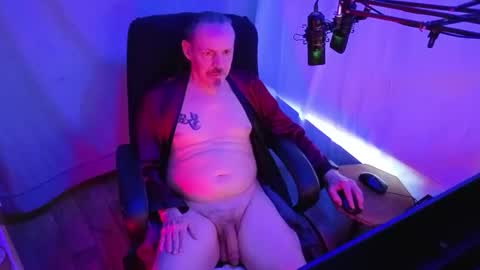 Snapshot of ibrichyrich chatting on May 27, 1:02 am Rich online show from May 27, 1:02 am