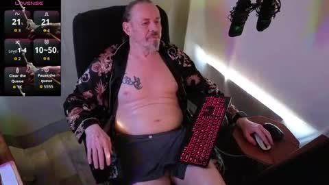 Snapshot of ibrichyrich chatting on June 27, 11:54 pm Rich online show from June 27, 11:54 pm