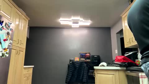 icanmakeyousquirt69 online show from March 28, 5:29 am