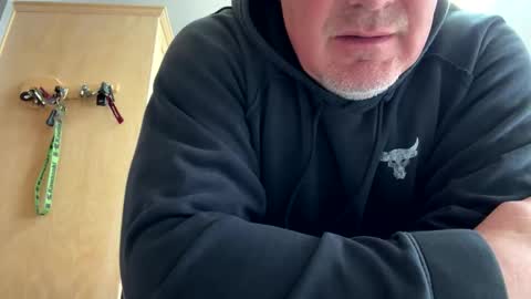 Snapshot of icanmakeyousquirt69 chatting on April 24, 6:43 pm icanmakeyousquirt69 online show from April 24, 6:43 pm