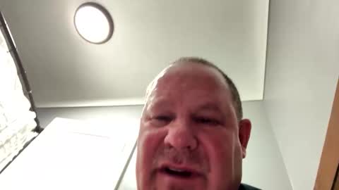 Snapshot of icanmakeyousquirt69 chatting on April 26, 9:12 pm icanmakeyousquirt69 online show from April 26, 9:12 pm