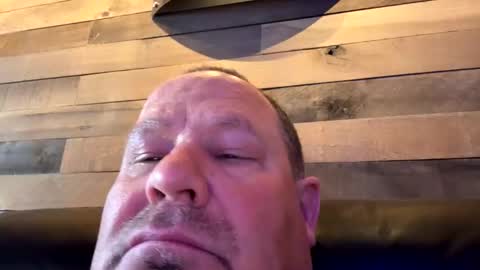 Snapshot of icanmakeyousquirt69 chatting on May 4, 7:43 pm icanmakeyousquirt69 online show from May 4, 7:43 pm