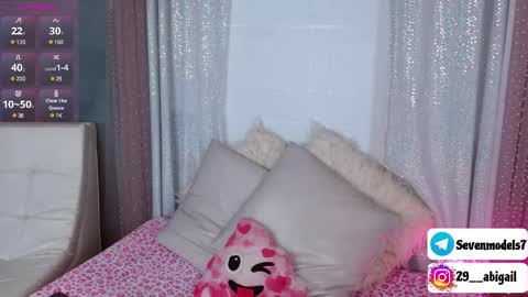 Snapshot of ice_y_abigail chatting on March 10, 12:15 pm ice_y_abigail online show from March 10, 12:15 pm