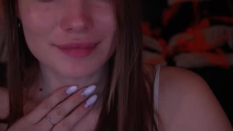 Snapshot of icedanielles chatting on October 28, 2:31 pm Danielle online show from October 28, 2:31 pm