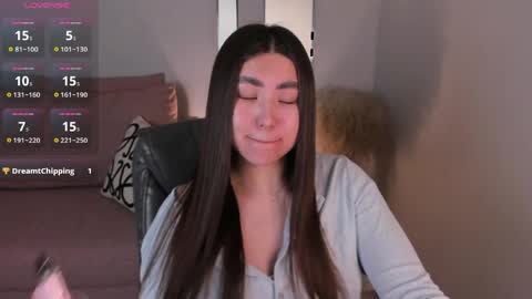 Snapshot of iceicebabe_ chatting on April 1, 1:06 am Aiza online show from April 1, 1:06 am