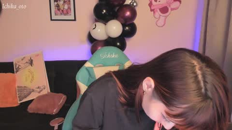 Snapshot of ichika__oto chatting on March 3, 12:26 am Natalia online show from March 3, 12:26 am
