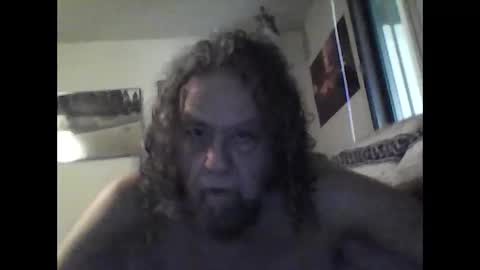 icu2try2xs2 online show from February 25, 11:33 pm
