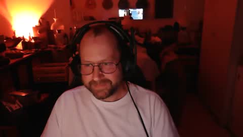 icum4ladies2021 online show from April 3, 4:21 am