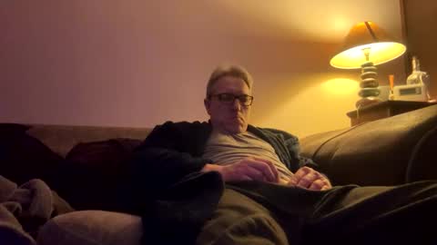 icums4u online show from March 29, 10:10 pm