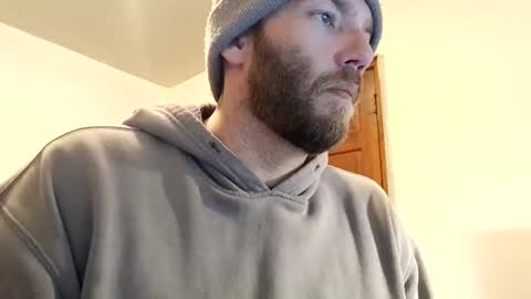 icyfucktoy online show from March 18, 11:52 pm