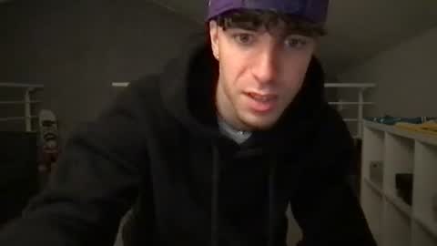 Snapshot of icyninesix chatting on January 26, 10:02 pm icyninesix online show from January 26, 10:02 pm