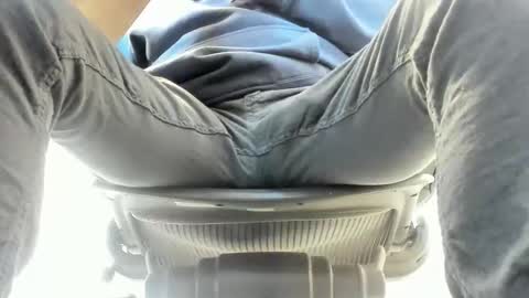 idfunguy2023 online show from November 2, 11:18 pm