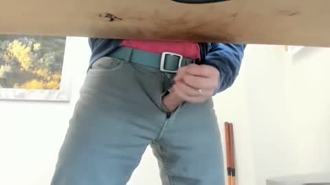 idfunguy2023 online show from March 31, 12:01 am