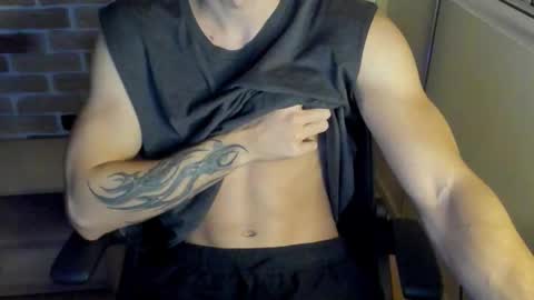 yo online show from October 22, 8:19 pm