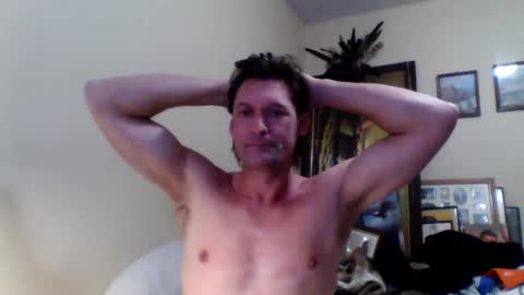 Snapshot of ifoundthegspot chatting on January 18, 9:24 am Darthmark420 online show from January 18, 9:24 am